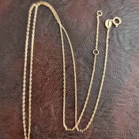 Fine chain link necklace - Picture 1 of 13